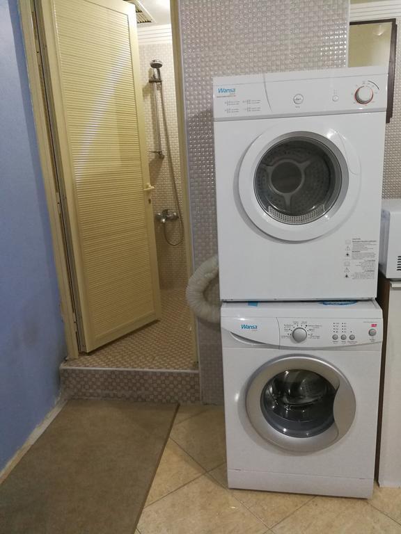Red Tower Furnished Apartments Mahboula エクステリア 写真